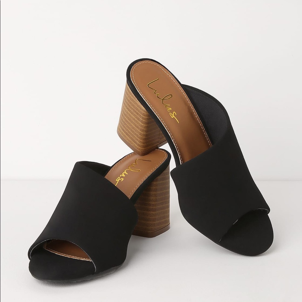 Lulu’s Cate Black Nubuck Peep-toe Mules